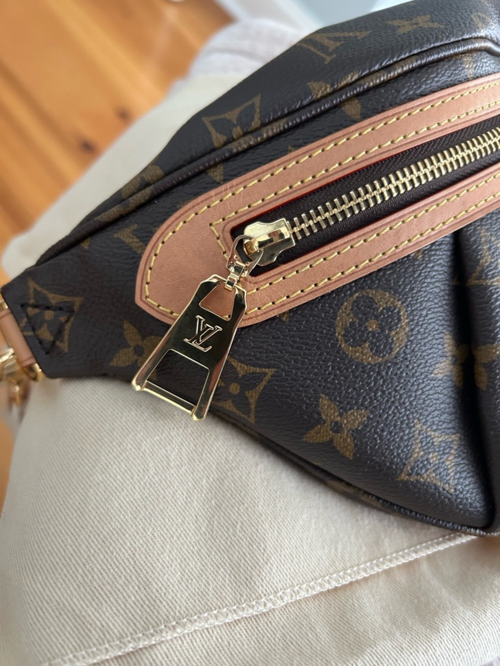 LOUIS VUITTON | High Rise Monogram Crossbody Bumbag with Ivory Branded Strap - Picture 4 of 17